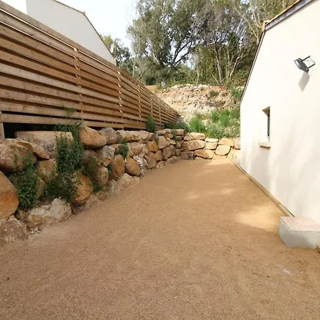 Amandine-cavallo Morto-piscine 2km Du Port Bonifacio (Corsica)